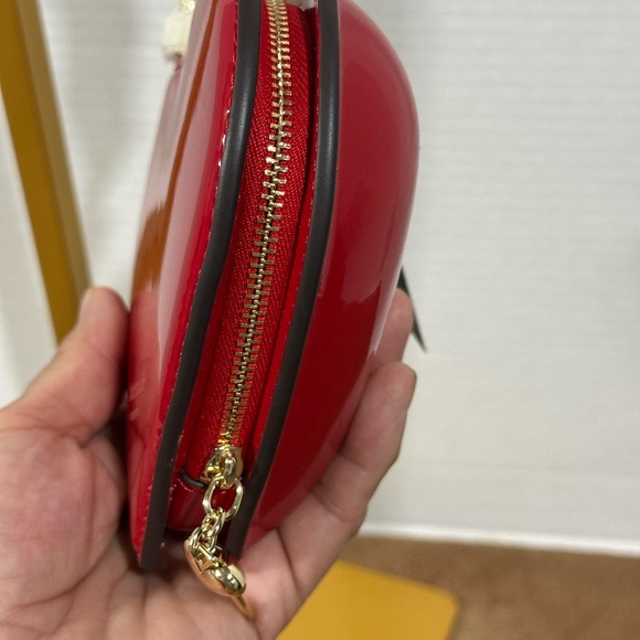 Kate Spade Key to My Heart-Shaped Red Wristlet - Picture 6 of 8